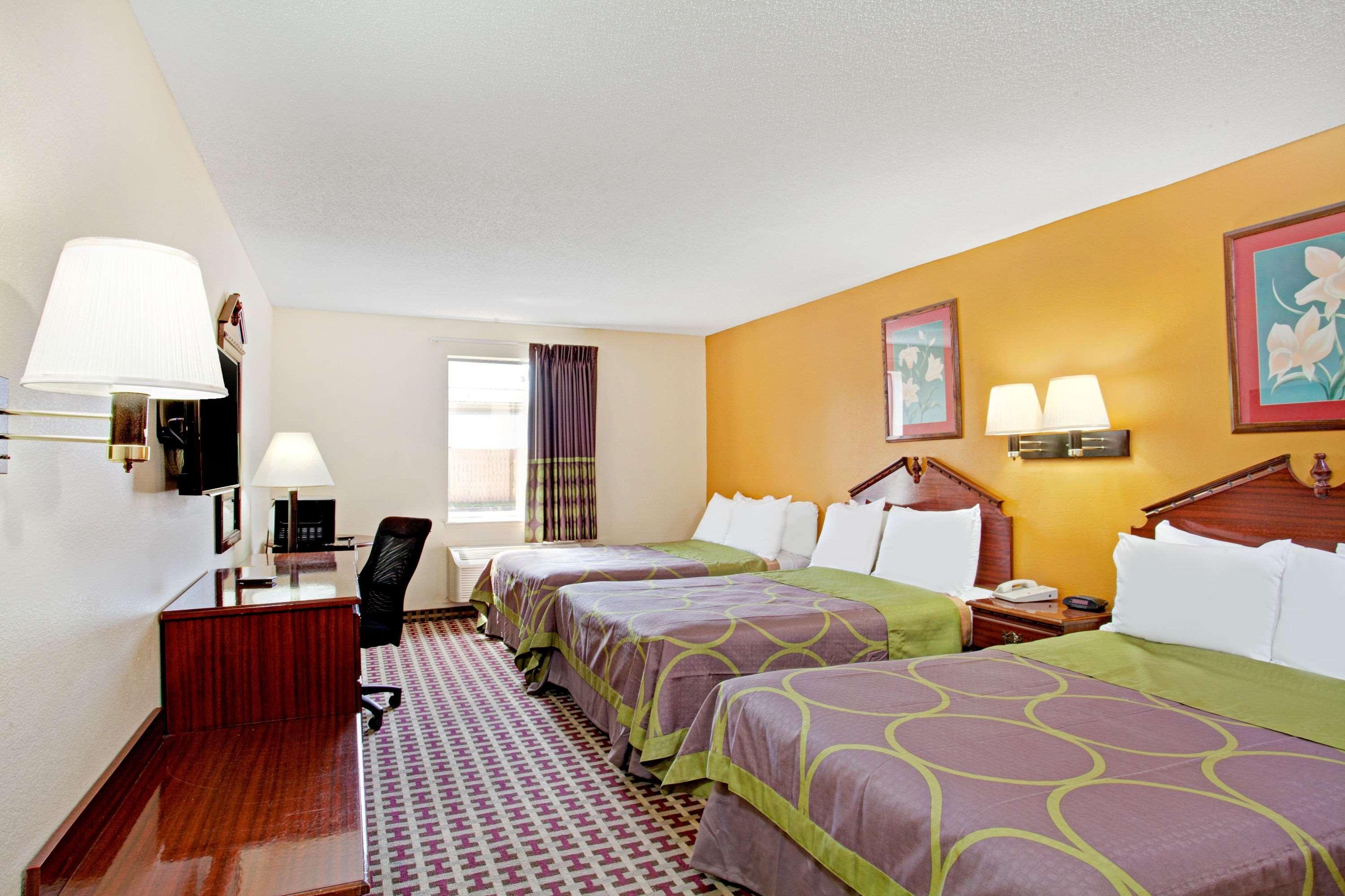 Super 8 By Wyndham Forrest City Ar Luaran gambar