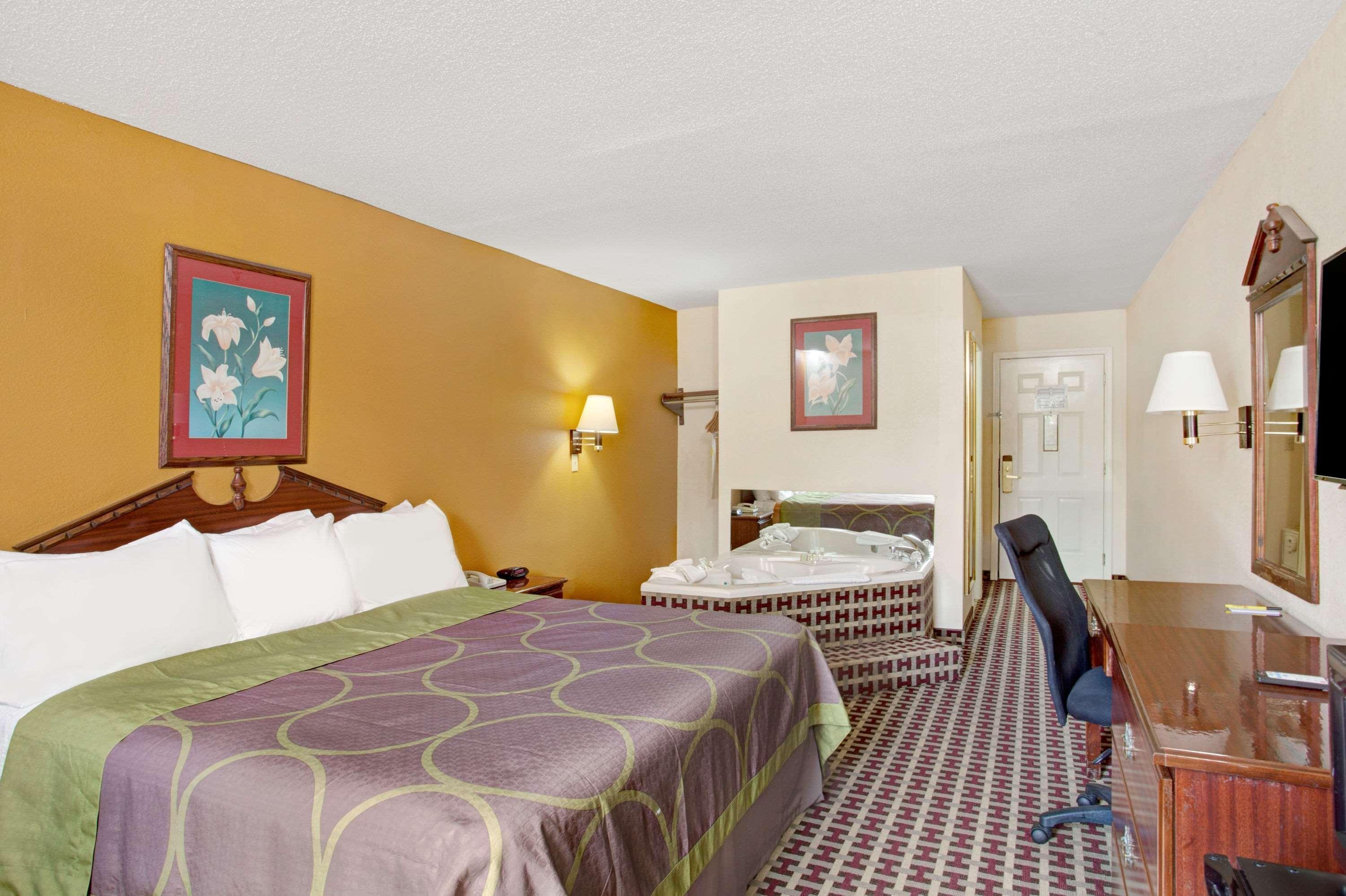 Super 8 By Wyndham Forrest City Ar Luaran gambar