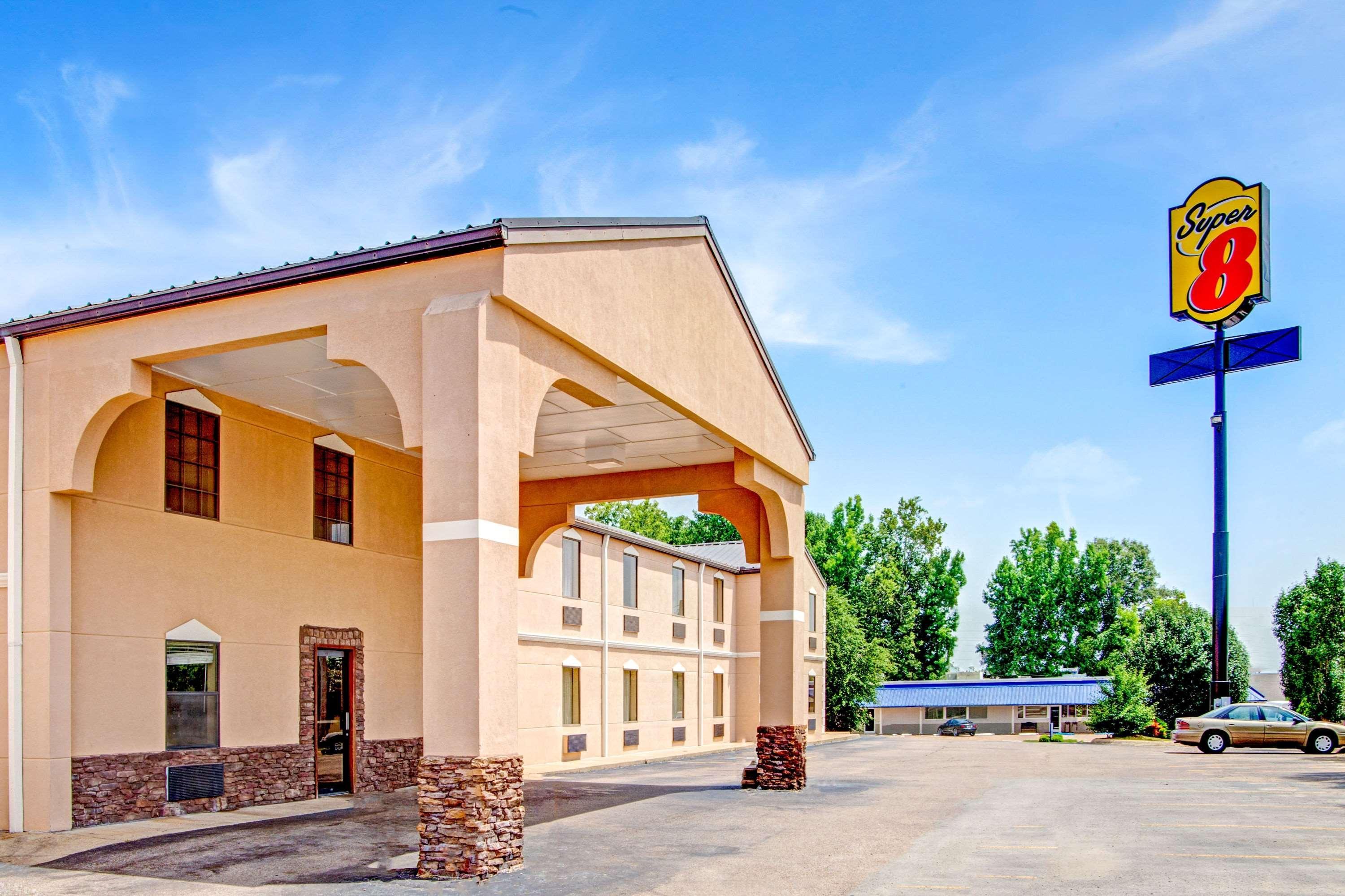 Super 8 By Wyndham Forrest City Ar Luaran gambar